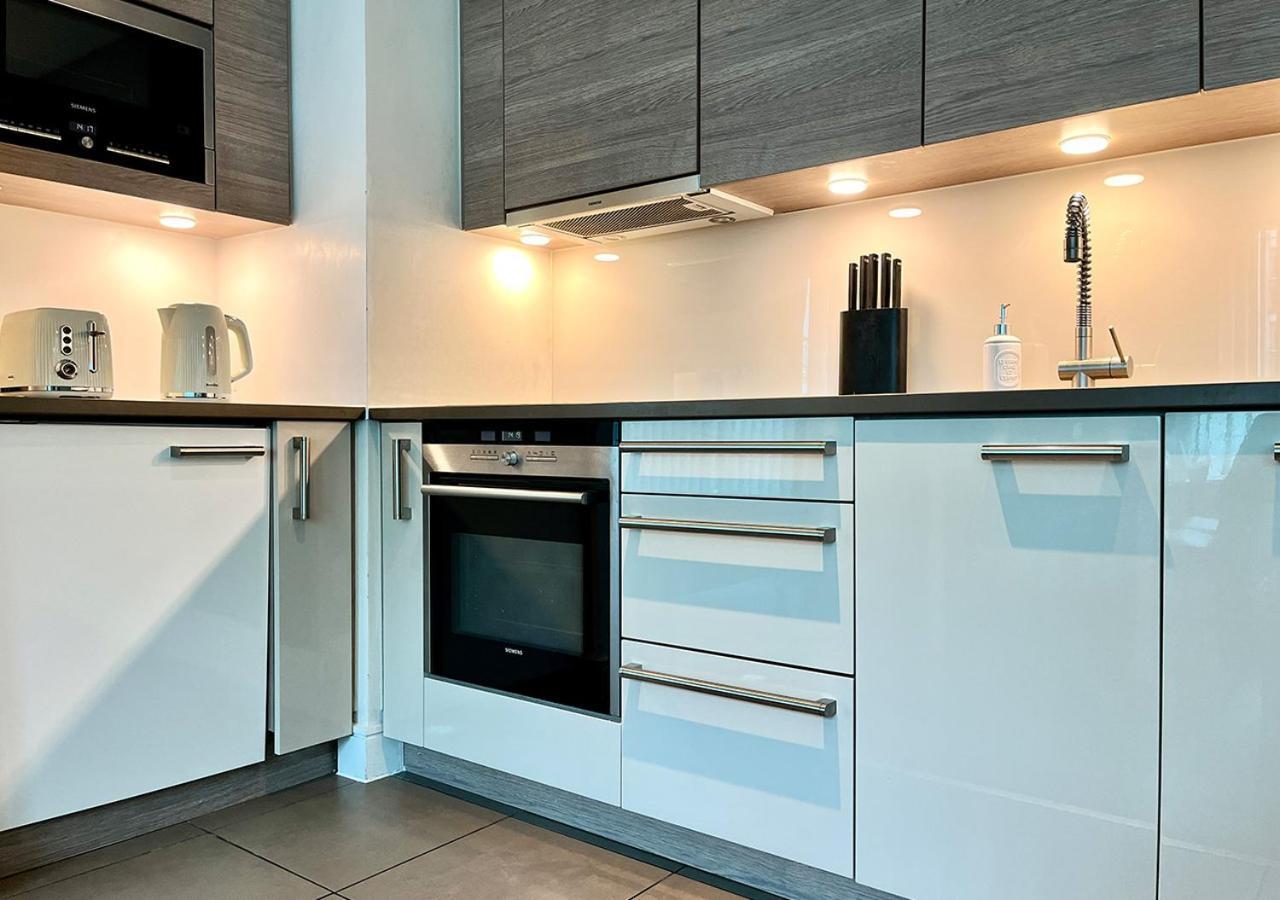 Aquarius At St. George Wharf Apartment Лондон Екстериор снимка